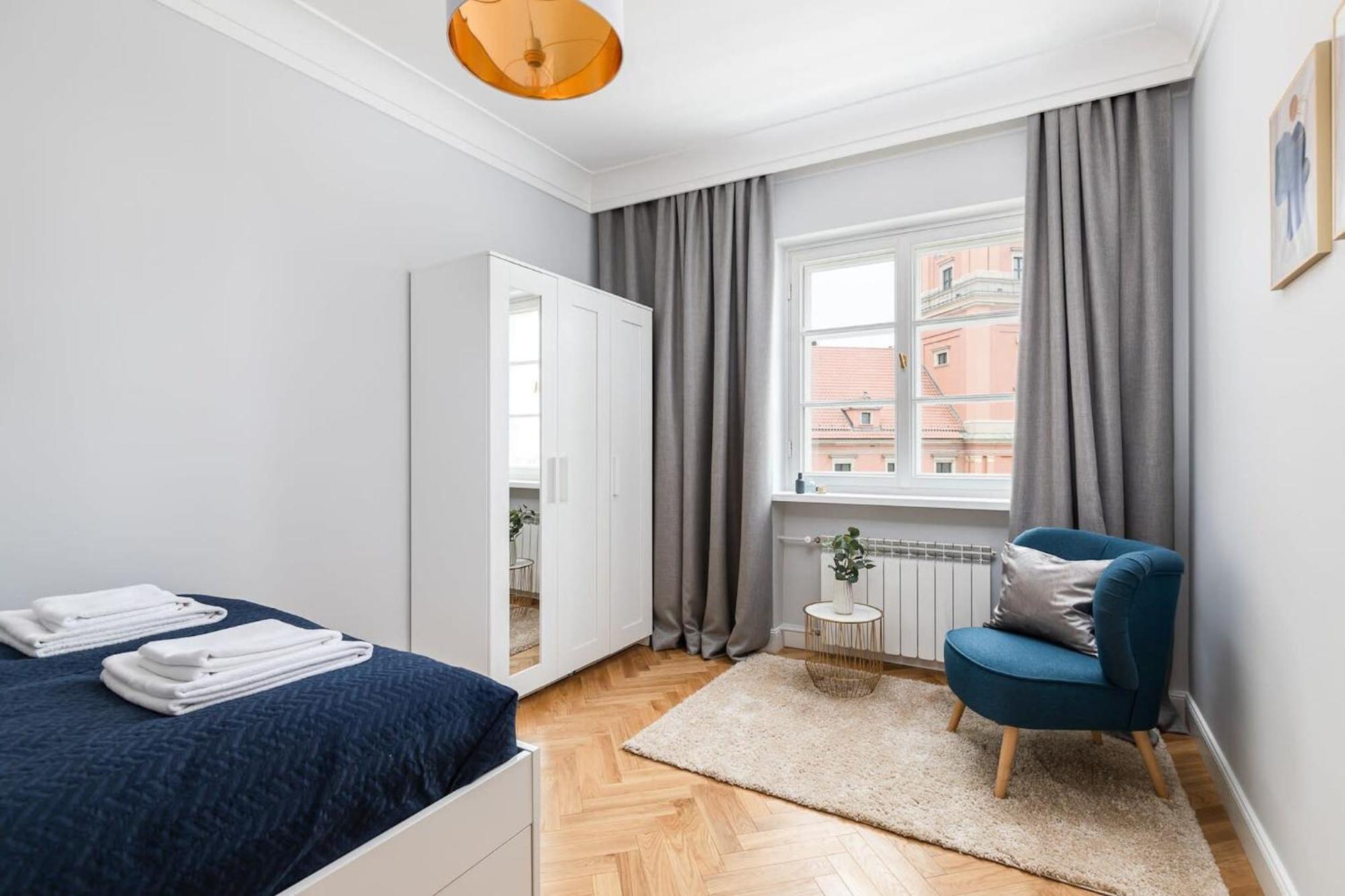 Butas Plac Zamkowy - With View By Renters